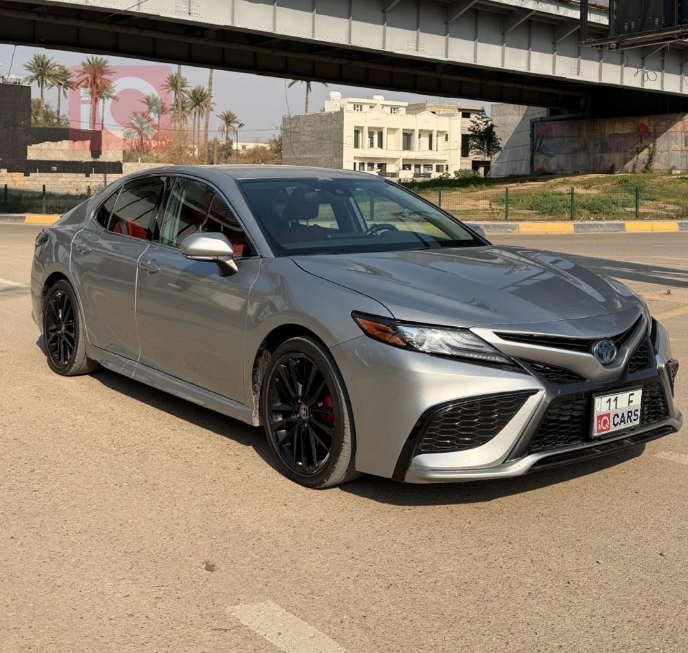 تۆیۆتا کامری